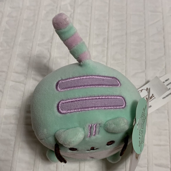 9”&3.5” Pusheen Ice Cream Sandwich & Rainbow Cat Plush by Gund - Picture 8 of 14